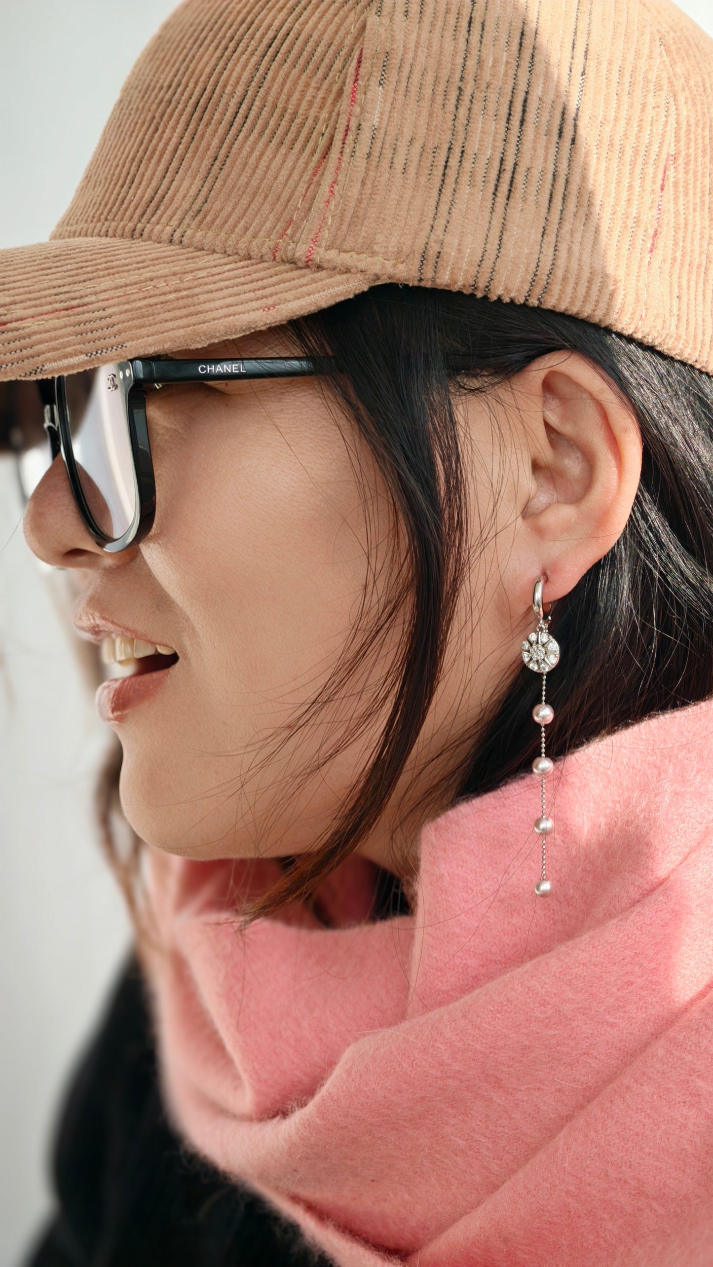 Star & Pearl Dangle Earrings: Edgy Elegance with Soft Charm