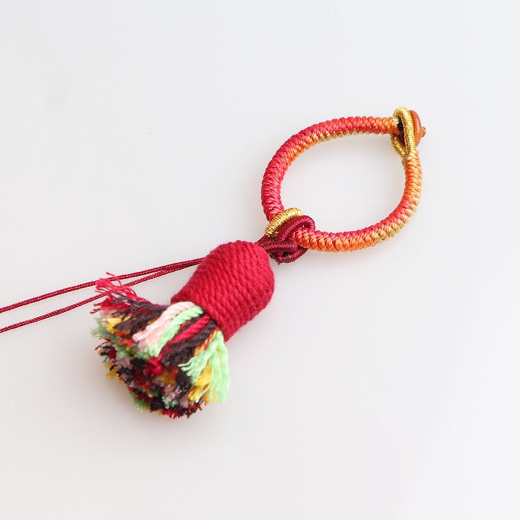 Song Jin Hulu and Endless Knot Keychain