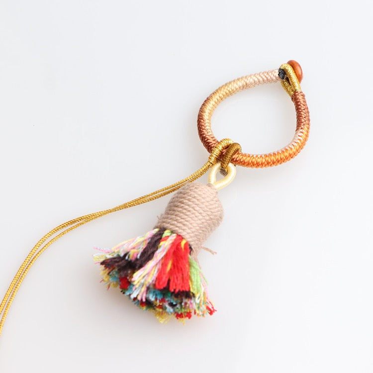 Song Jin Hulu and Endless Knot Keychain