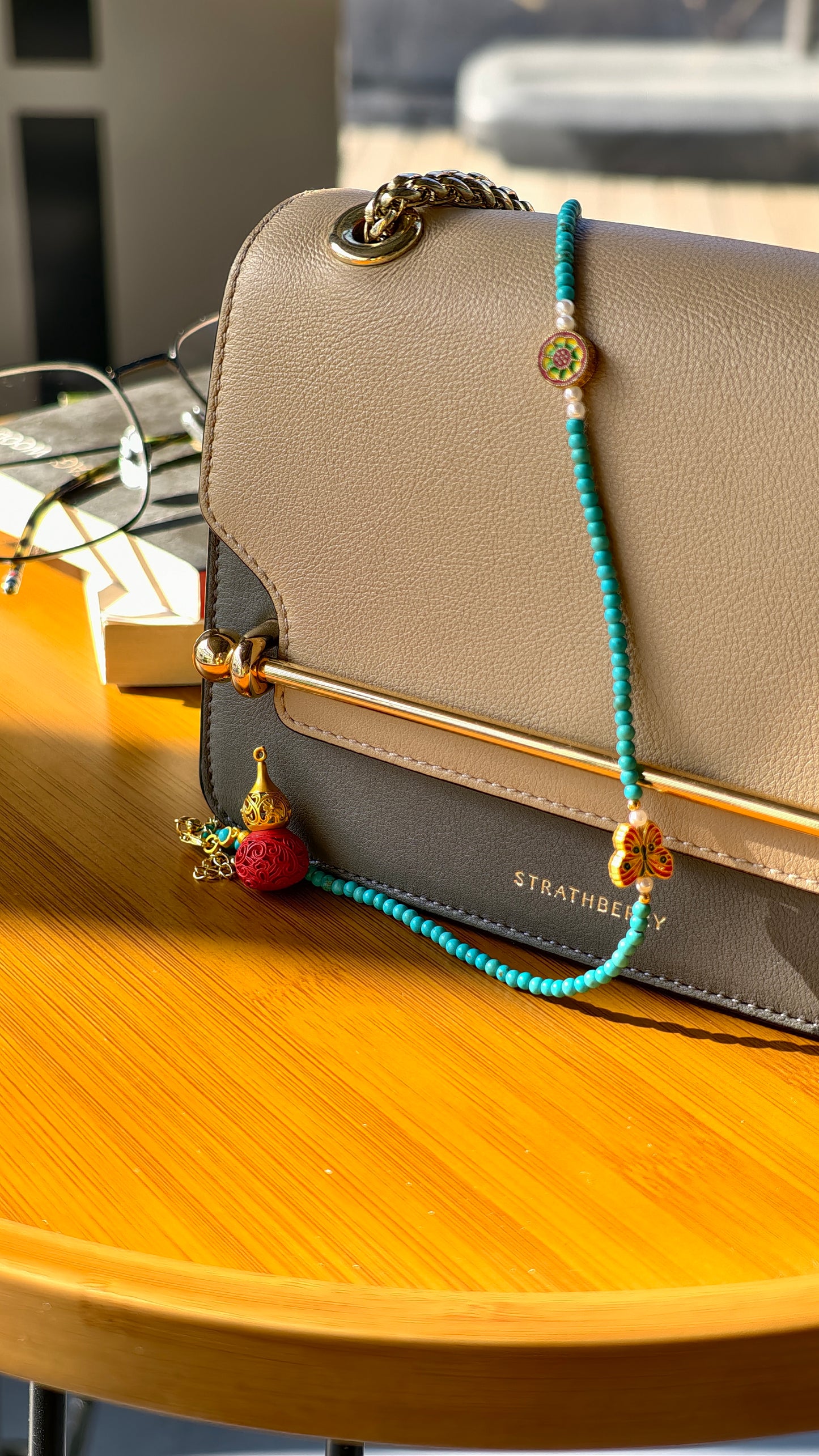 Turquoise and Cinnabar Hulu necklace
