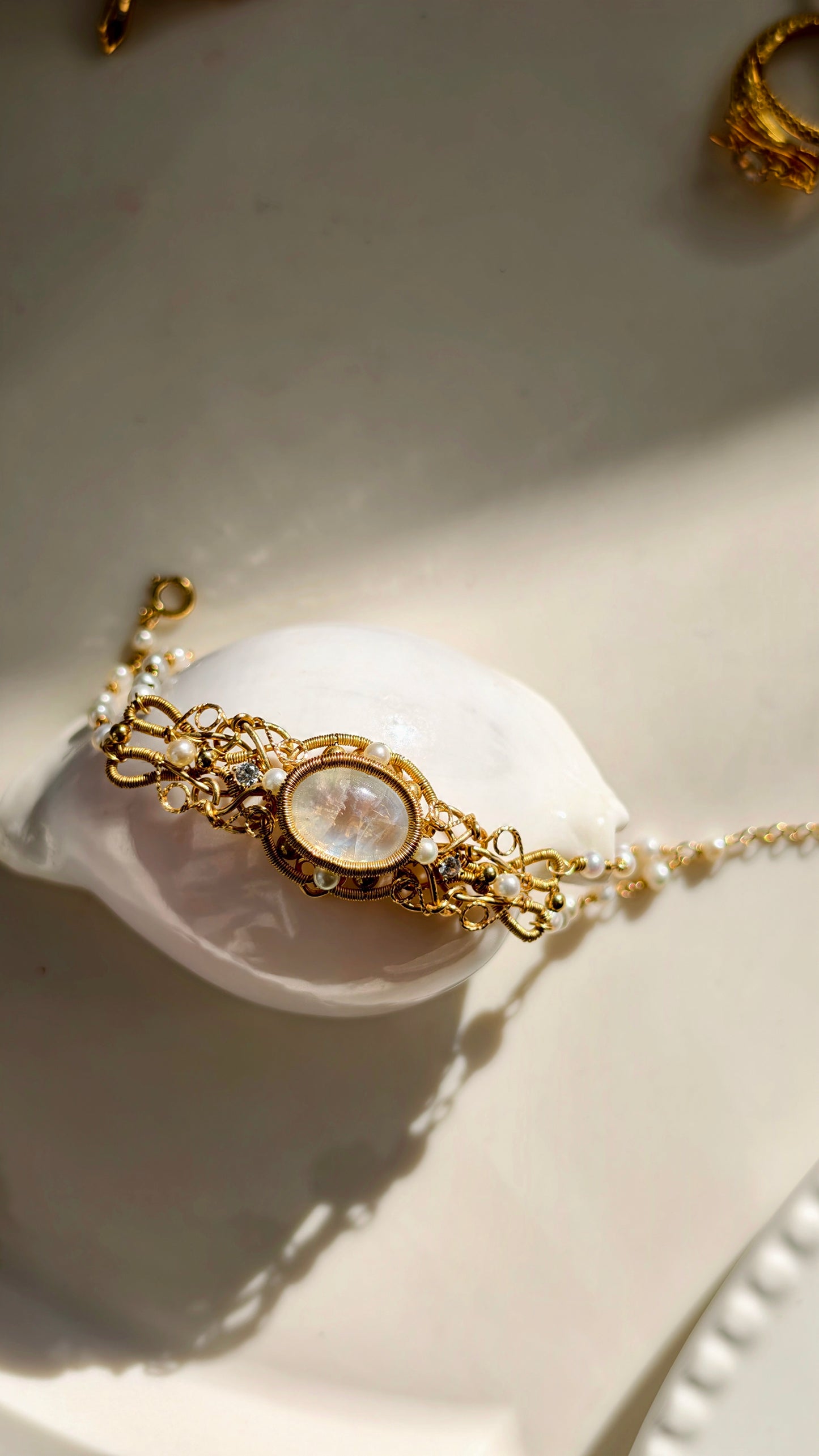 Moonstone & Pearl Bracelet