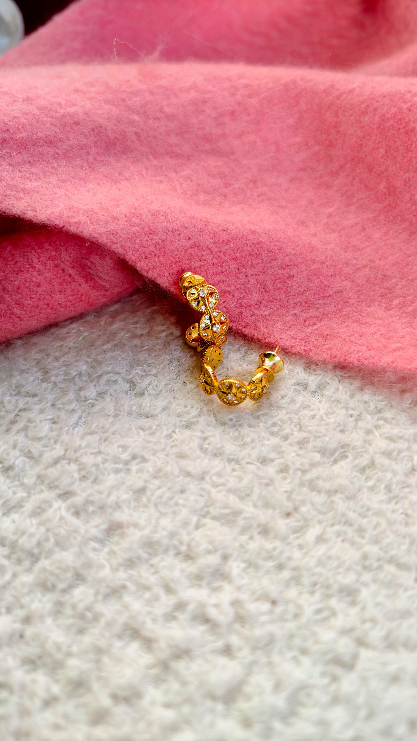 Sun-Patterned Gold Hoop Earrings: Radiant Sparkle with Warm Charm