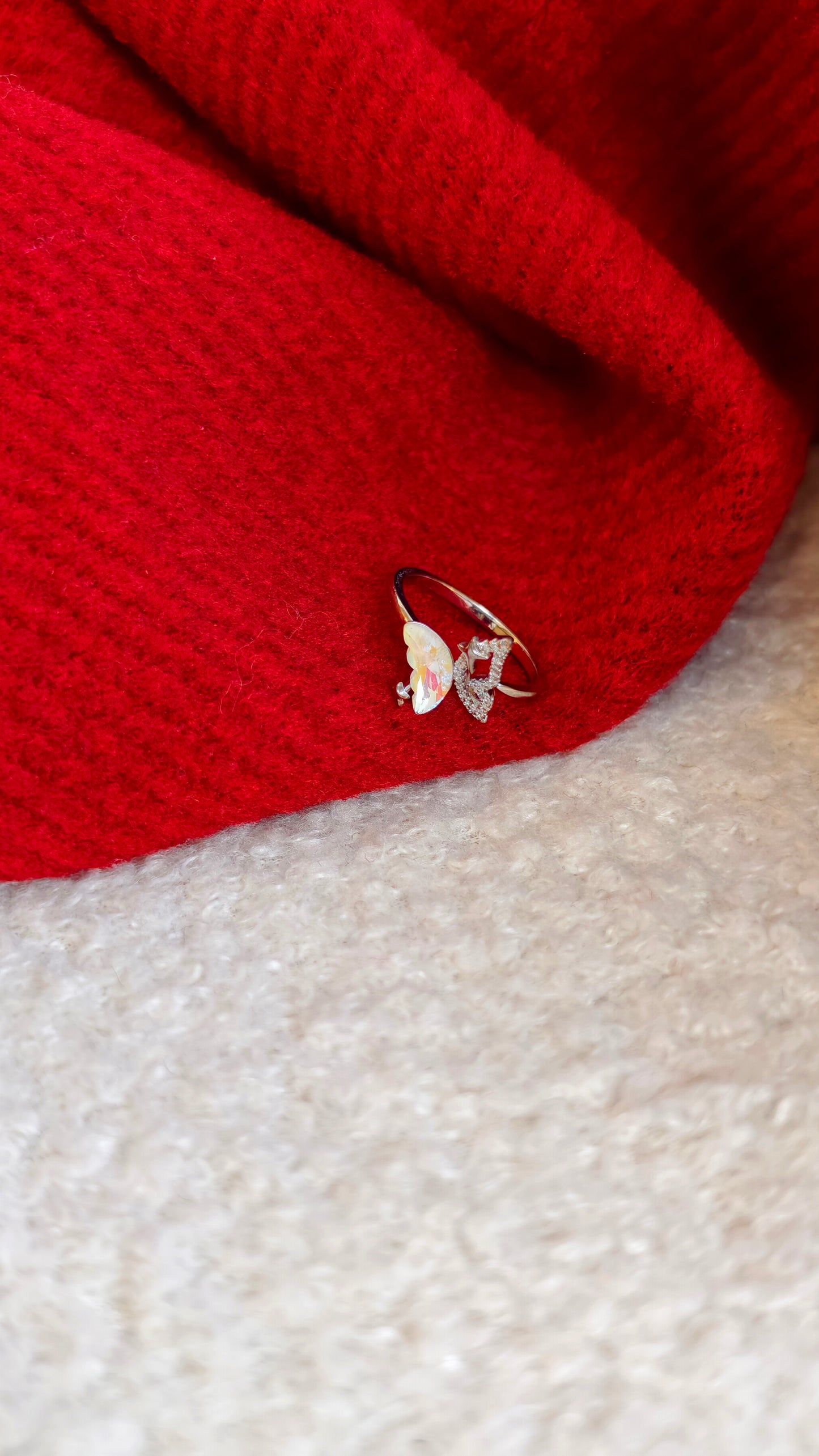 Butterfly Statement Ring: Iridescent Wings & Delicate Sparkle
