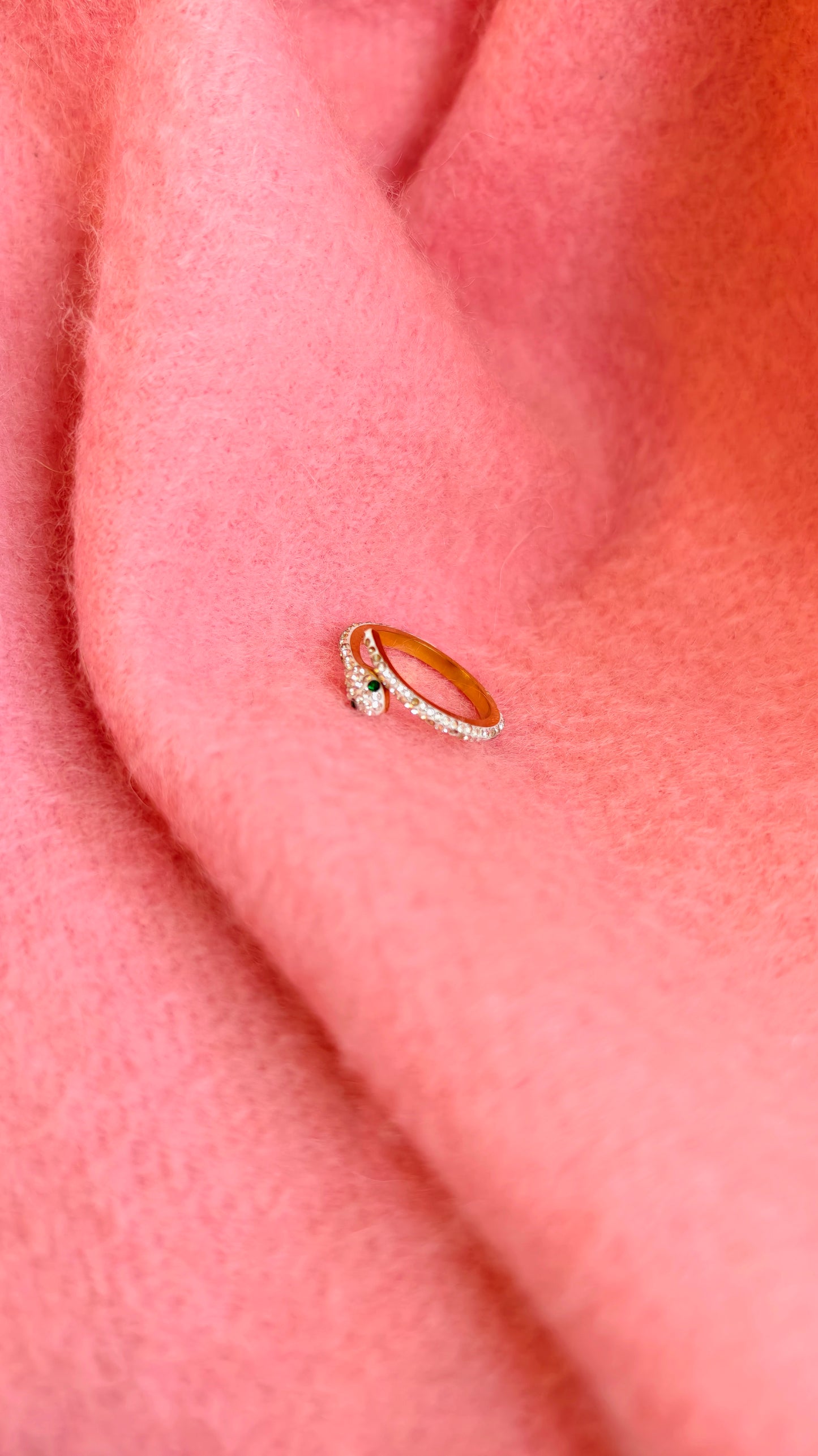 Snake & Minimalist Gold Ring Set: Edgy Charm Meets Sleek Elegance