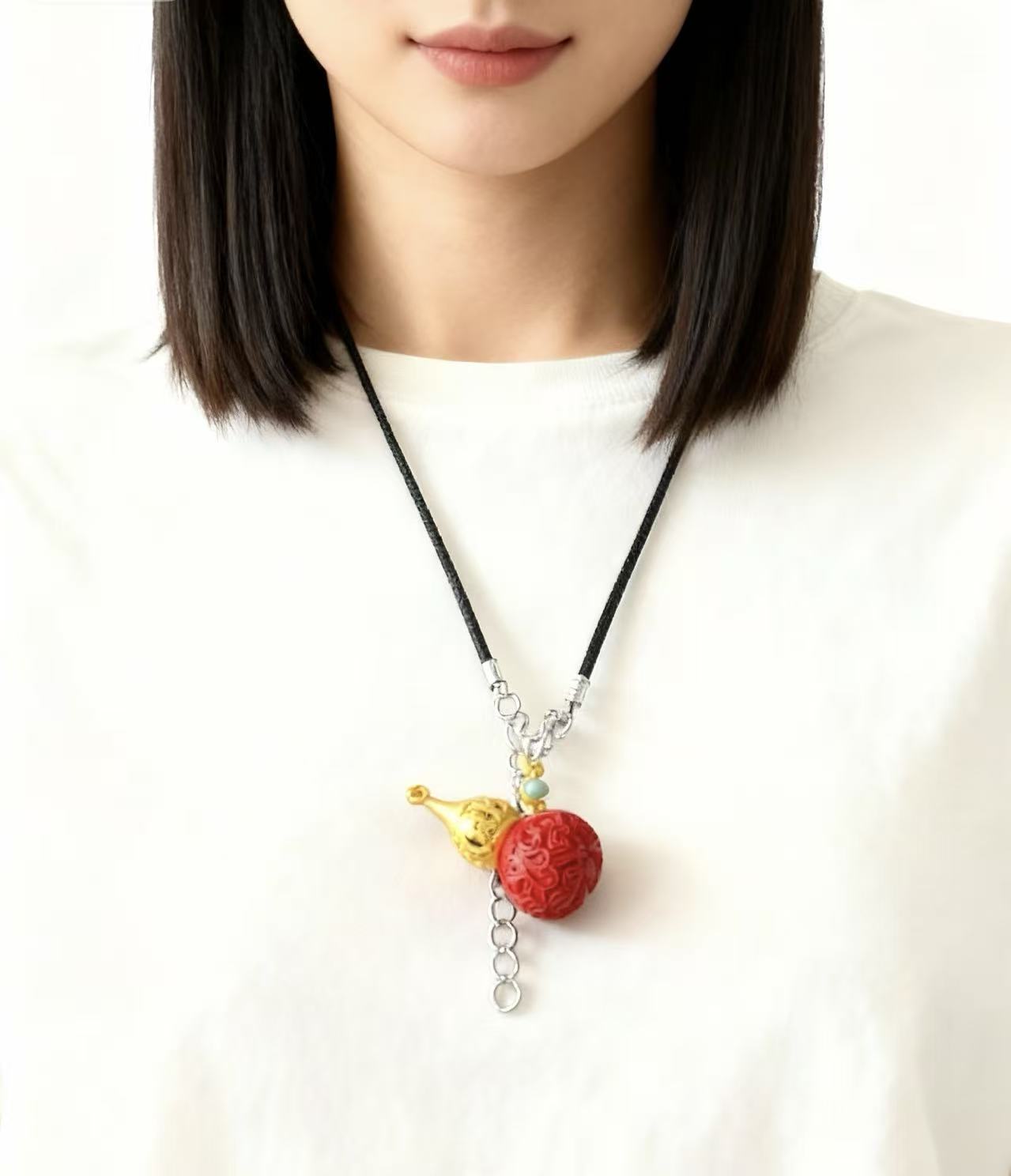 China Hulu Necklace